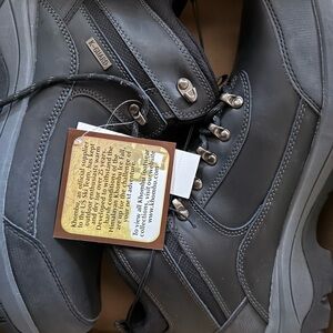Keen Black Hiking Boots! Brand New in Box